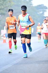BIB: 222, 47696
                            <button type="button" onclick="openModal(10161483)" class="btn btn-primary btn-sm float-right btn-popup" data-toggle="modal" data-target=".modal-high-quality">
                        <i class="fas fa-shopping-cart"></i> Add to Cart
                    </button>
                                            <button type="button" onclick="isThisMe(10161483, true)" class="btn btn-success btn-sm float-right btn-popup btn-isme hidden" data-toggle="tooltip" data-placement="bottom" title="นี่คือรูปของคุณใช่ไหม คลิกที่นี่เพื่อเอาเข้าอัลบั้ม">
                        <i class="fas fa-plus"></i> Add to album
                    </button>
                    <button type="button" onclick="isThisMe(10161483, false)" class="btn btn-warning btn-sm float-right btn-popup btn-isnotme hidden">
                        <i class="fas fa-ban"></i> Remove from album
                    </button>